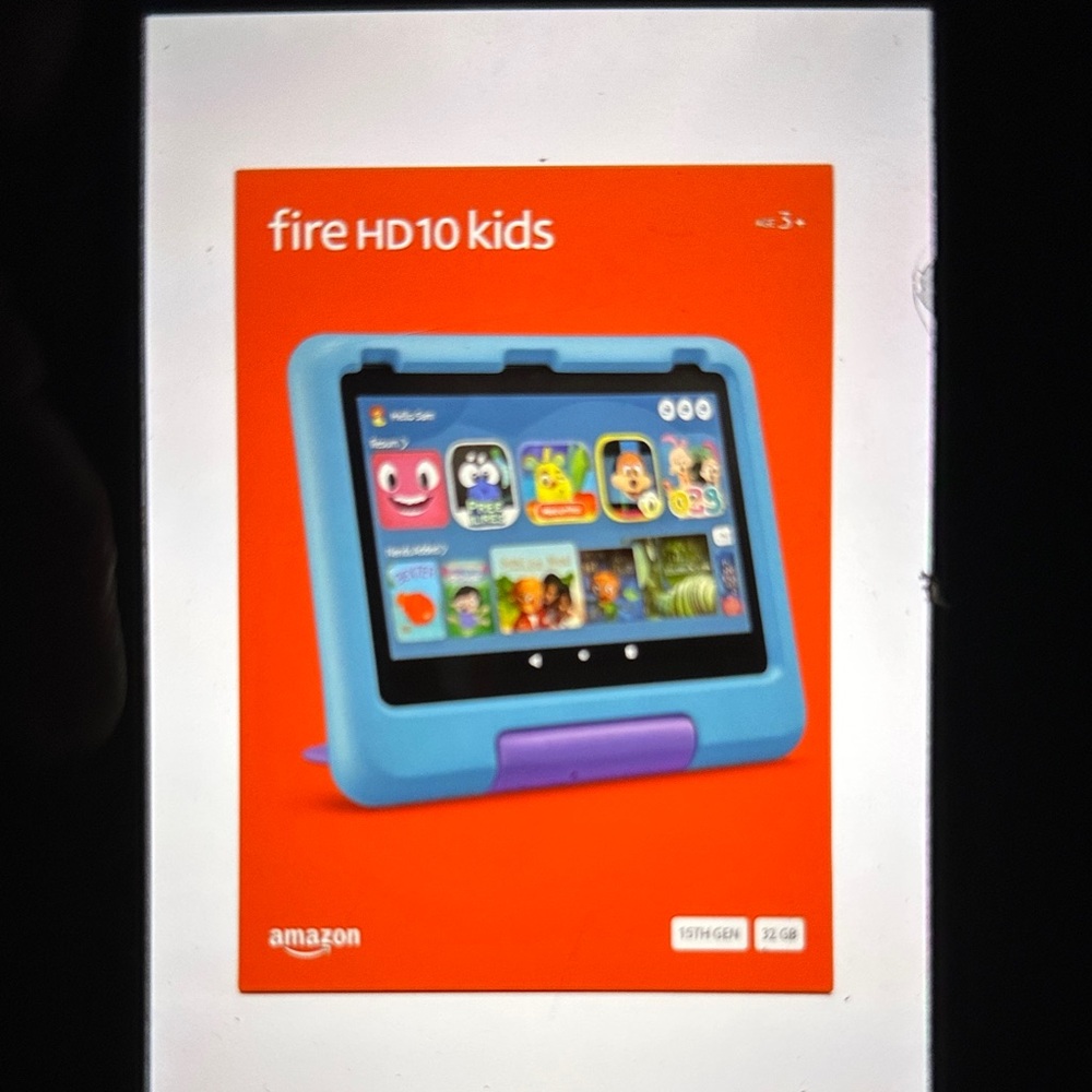 Amazon Fire HD 10 Kids Tablet in Light Blue with Purple Accent